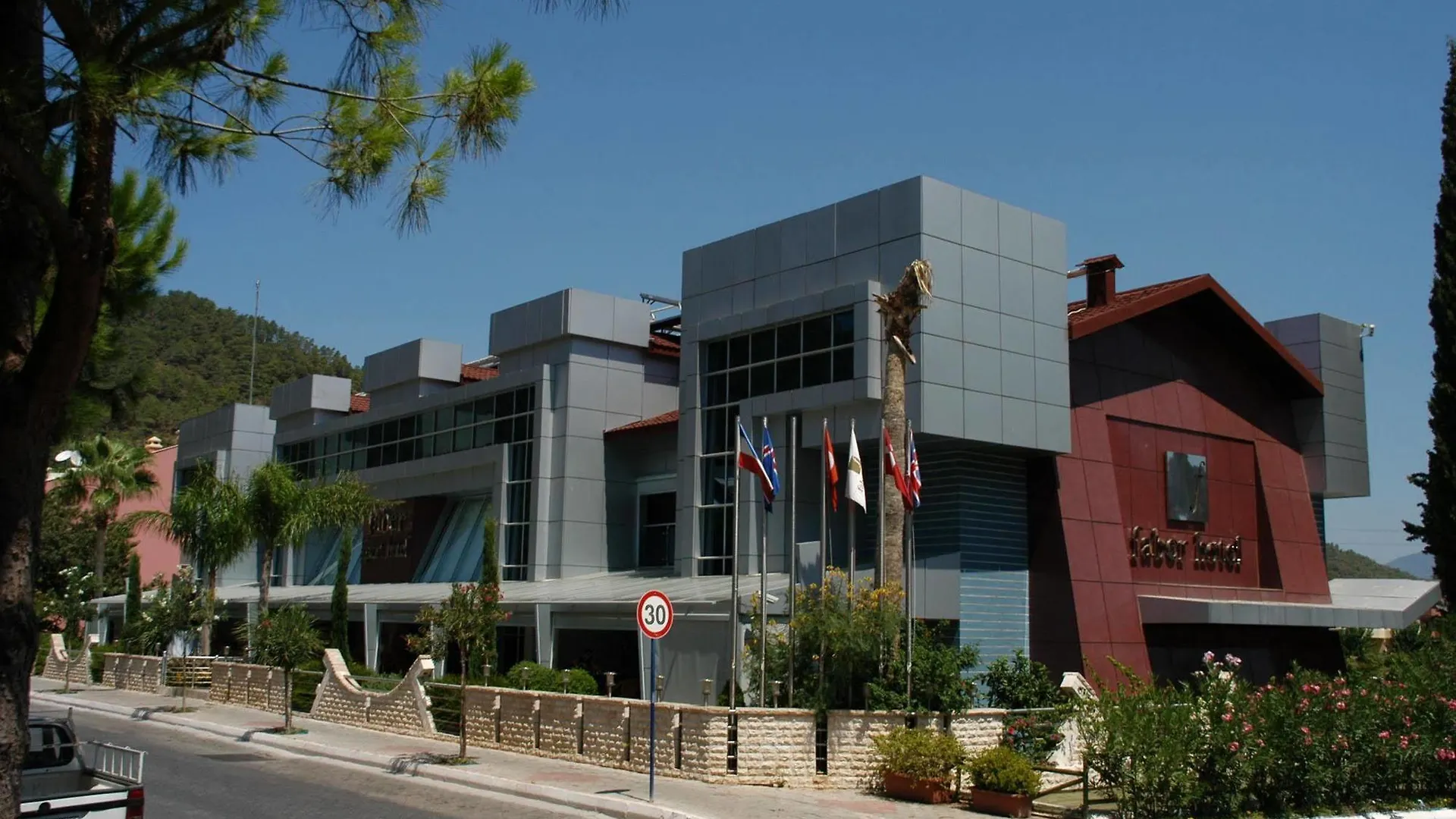 ***  Faber Apart Otel İçmeler Türkiye